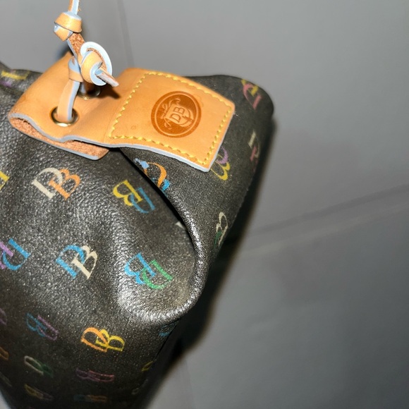 Dooney & Bourke W/charm signature logo Bag - Picture 11 of 17
